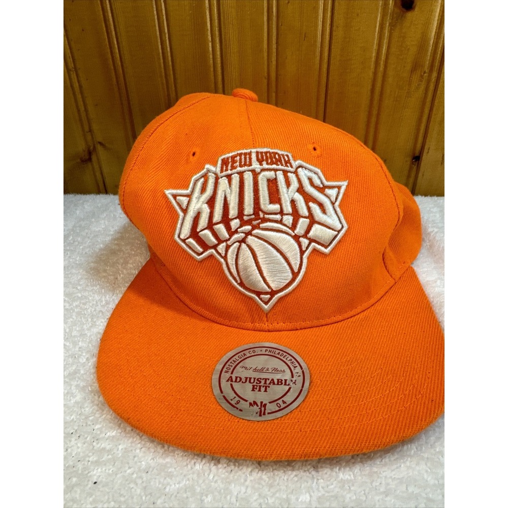 New York Knicks Mitchell & Ness NBA Hat Men's Adjustable Size Snapback! Orange